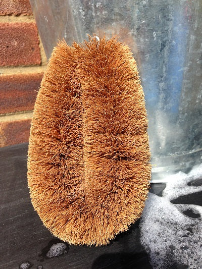 LoofCo Coconut Fibre Scrubbing Brush 