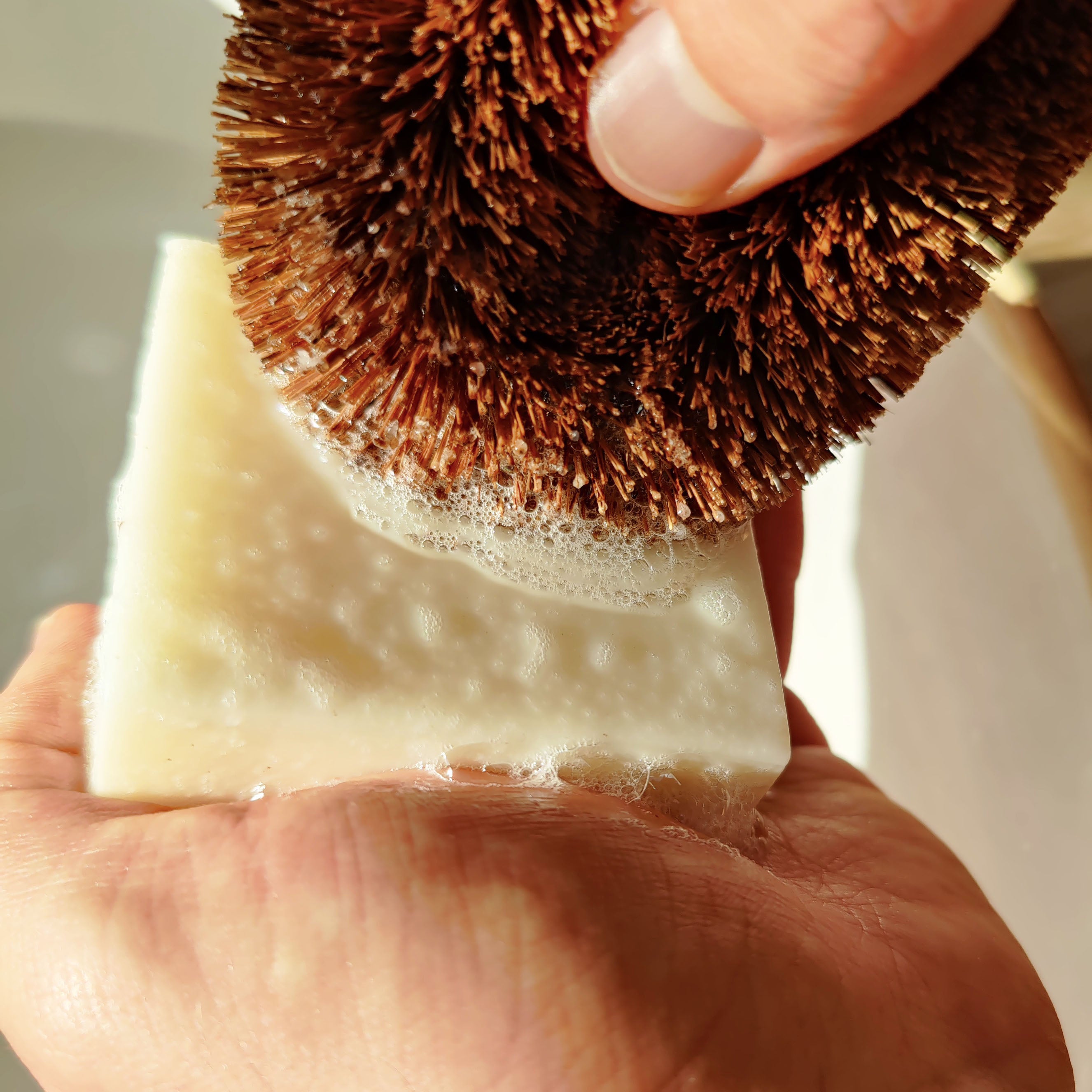 LoofCo Washing-Up Soap Bar | Lemongrass | Natural Plastic-Free Dish Soap